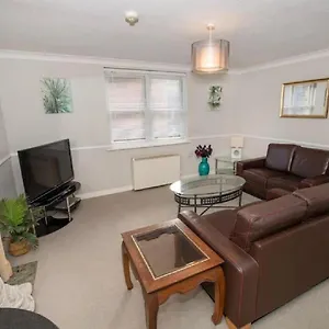 Cormorant - Beautiful 2 Bed With Sea Views Old Town Scarborough